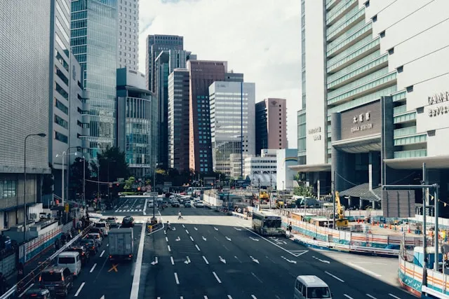 jr大阪駅付近