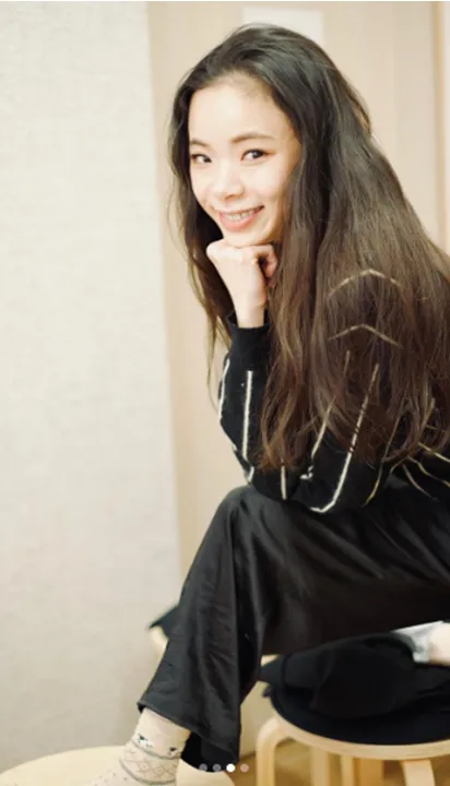 趣里